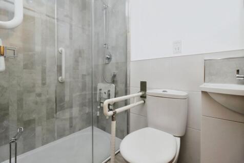 Ensuite Shower Room
