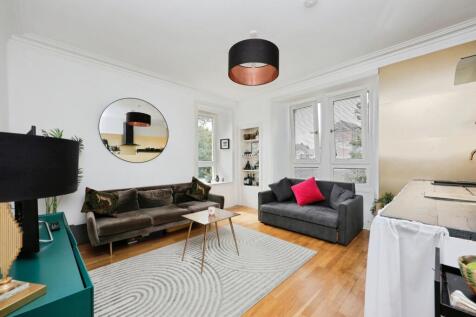 Living Room\Kitchen
