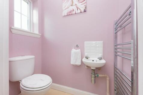 Wc/Cloakroom