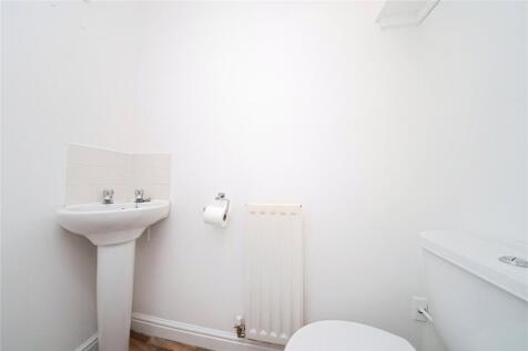 Wc/Cloakroom