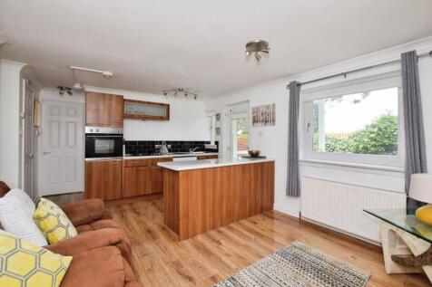 Living / Kitchen