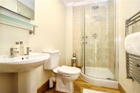 En-suite 2