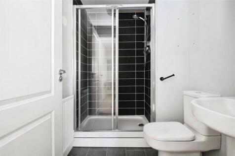 En-Suite 2