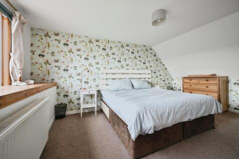 Cottage Bedroom 2