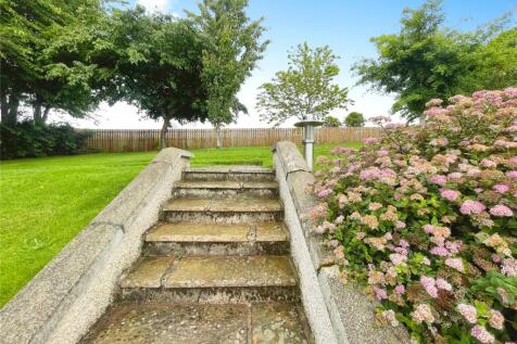 Garden and Location