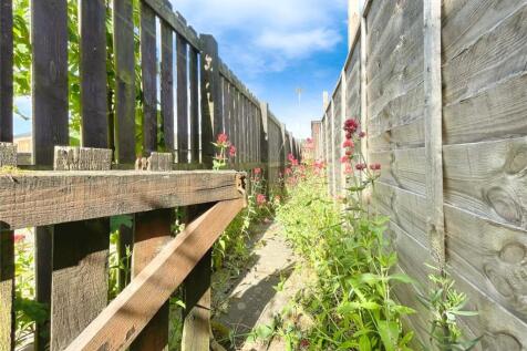Garden &amp; Location