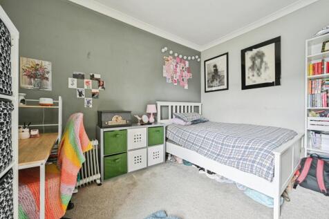 Bedroom 3/Office
