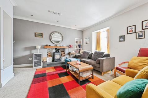 Kitchen/Living Area