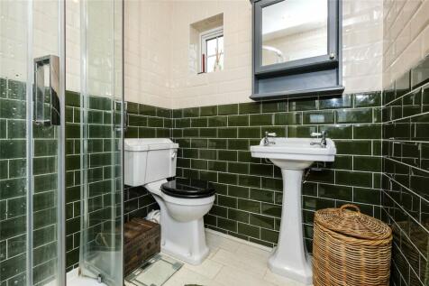 Ensuite Shower 1
