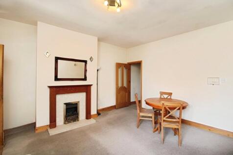 Sitting/Dining Room