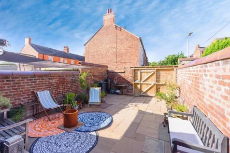Rear Courtyard