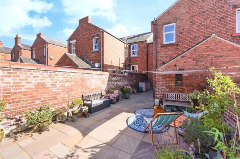 Rear Courtyard