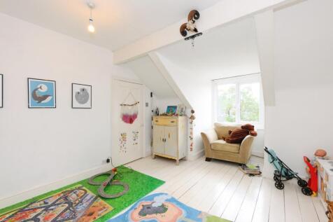 Bedroom 3/Attic