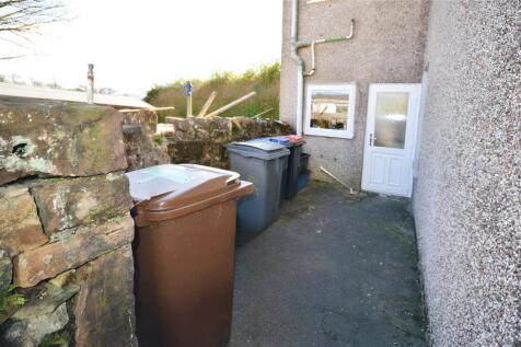 Small Rear Yard