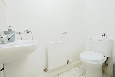 Cloakroom/W.C