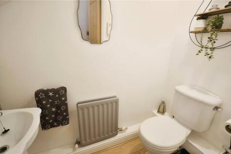 Cloakroom/W.C