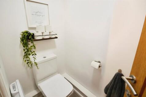 Cloakroom/W.C