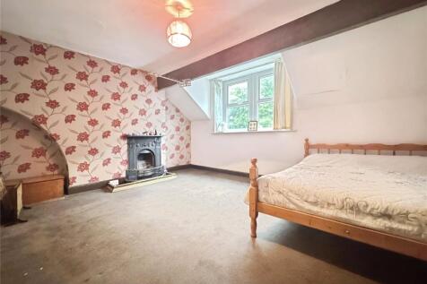 Attic Room 1
