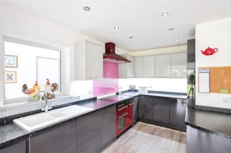 Living/Kitchen