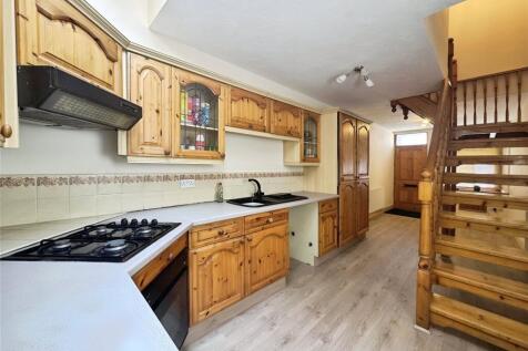 Kitchen/Living Area