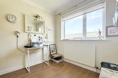 Bedroom 3/Office