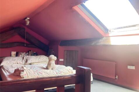 Attic Room 2