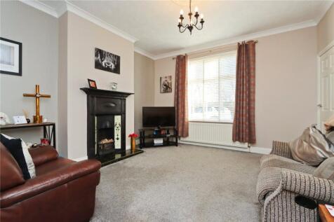 Living Room Pic 2