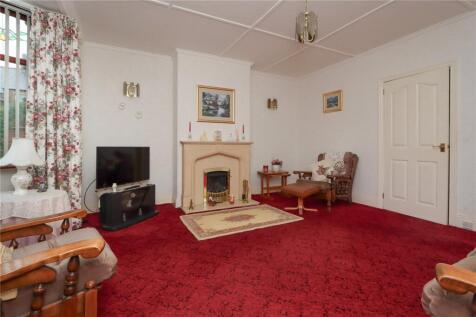 Living Room Pic 1
