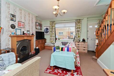 Living Room Pic 1