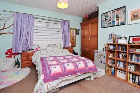 Bedroom 1 Pic 1