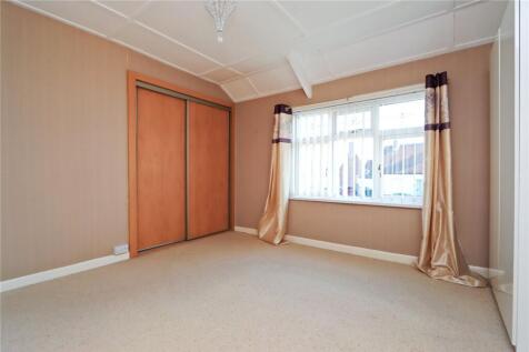 Bedroom One Pic 2