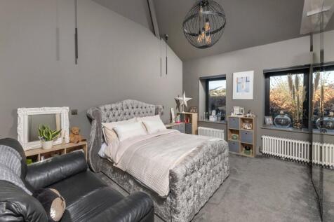 Ground Floor Bed 1