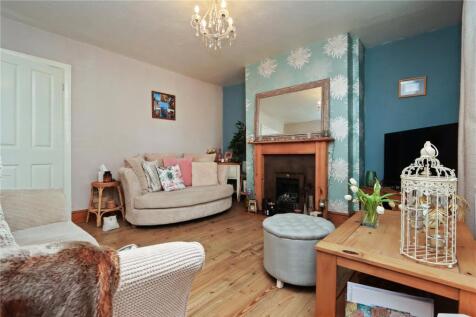 Living Room Pic 2