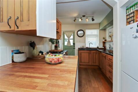 Kitchen Pic 2