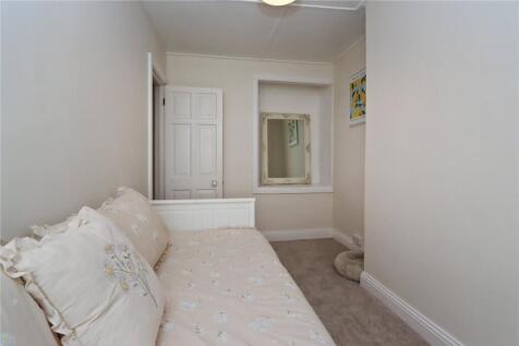 Bedroom 2 Pic 2