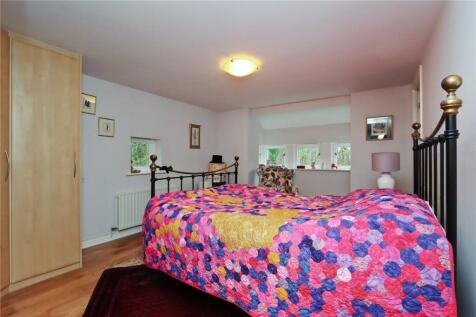 Bedroom 1 Pic 1