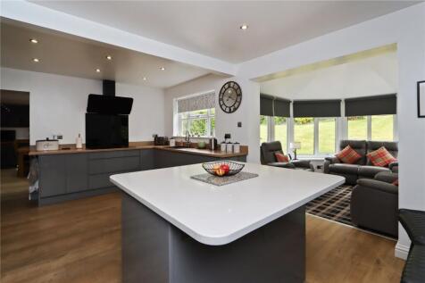 Kitchen/Breakfast 2