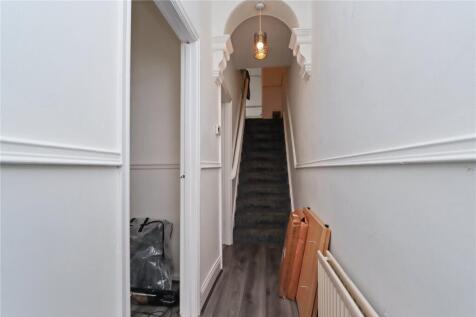 Hall/Stairs