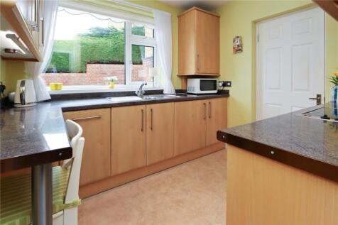 Kitchen Pic 1