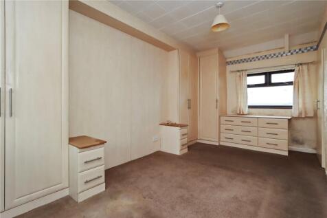 Bedroom 1 Pic 1
