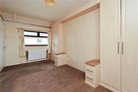Bedroom 1 Pic 2