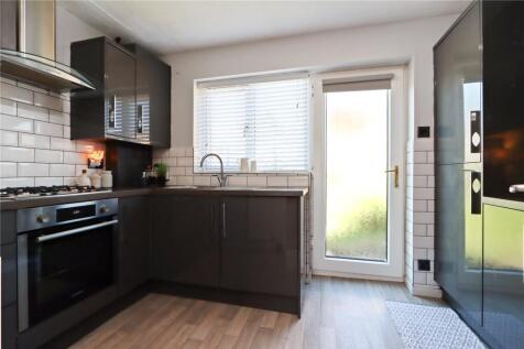 Kitchen Pic 1