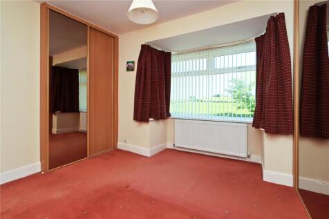 Bedroom 1 Pic 2