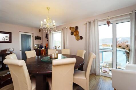Dining Room Pic 2