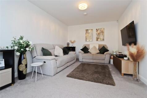 Living Room Pic 2
