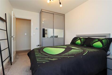 Bedroom 2 Pic 2