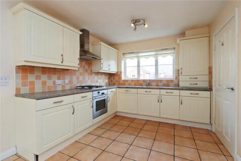 Kitchen Pic 1