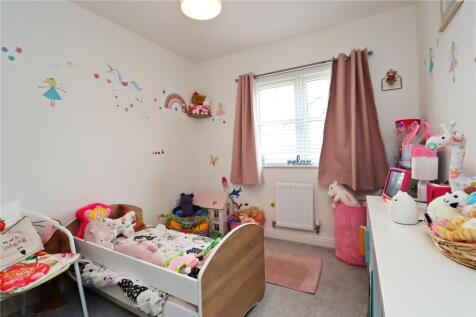 Bedroom 3 Pic 1