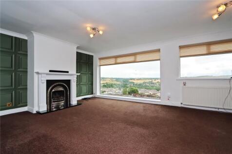 Living/Dining Pic 1