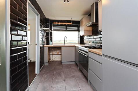 Kitchen Pic 1